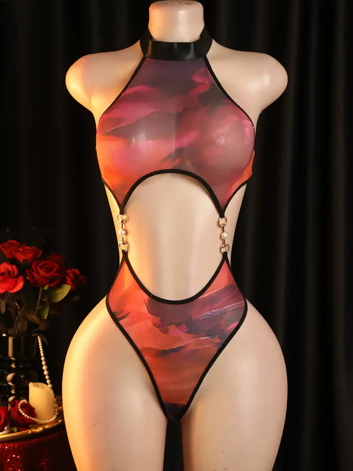New Sexy Lingerie: Hollow-out Shiny Gold Metal Decor Bodysuit