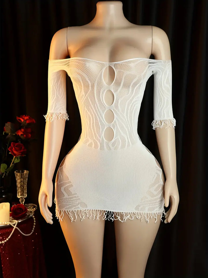 Sexy dress with a playful style, white tassels, off-shoulder and backless, long-sleeve mesh dress