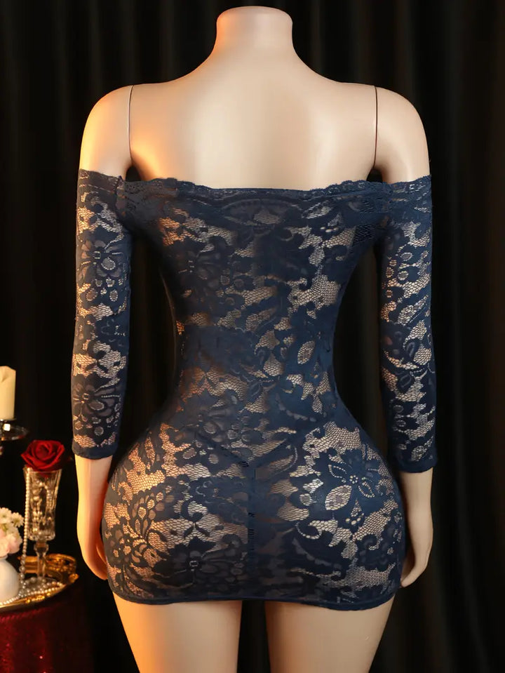 Women's sex doll costume two-piece, sexy semi-sheer jumpsuit off-shoulder hip skirt, sexy lace thong, a must-have for romantic nights and boudoir selfies