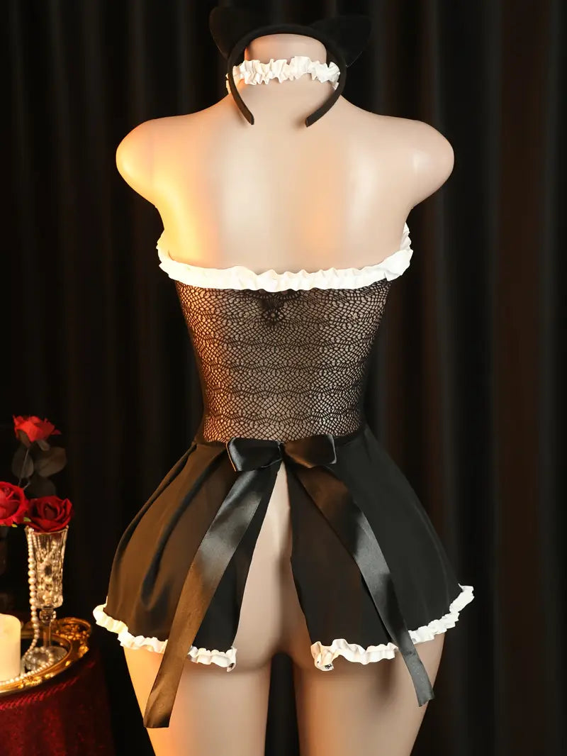 Sexy lingerie, sexy maid outfit, strapless see-through uniform temptation, cute kitten pajamas, role-playing passion set, open-crotch daring lingerie, revealing exotic tempting underwear.