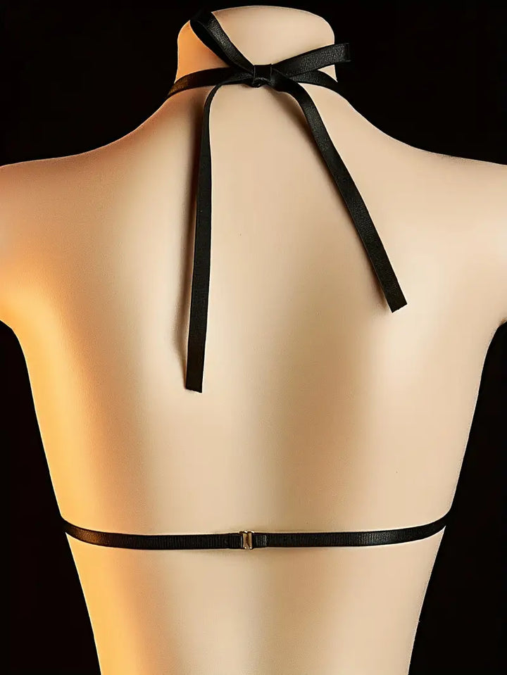 Lingerie with straps, sexy heart-shaped hot bodysuit, hollow chest design, open-crotch, no-removal transparent sexy strap, big open-back jumpsuit, black bodysuit, new Valentine's Day bold lingerie, exposing exotic and alluring underwear.