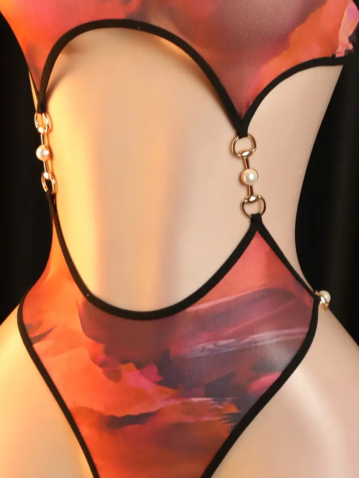 New Sexy Lingerie: Hollow-out Shiny Gold Metal Decor Bodysuit