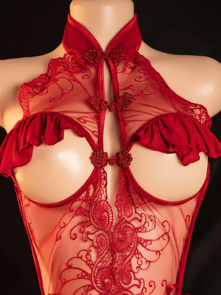 Lingerie: Sexy red tassel lace side cut-out off-shoulder dress